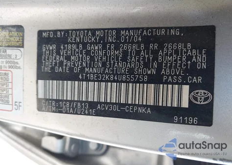 2004 Toyota Camry Le z USA, uszkodzony, nr VIN 4T1BE32K84U855758